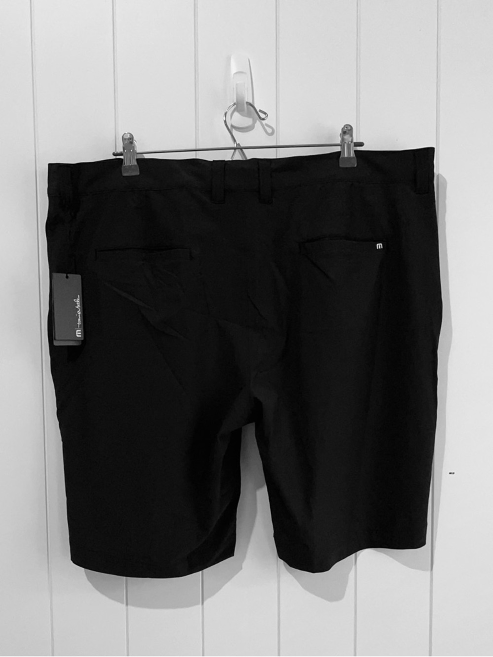 Travis Mathew NWT Golf Shorts athletic  flat front pockets size 40 black